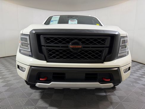 Used 2021 Nissan Titan PRO-4X w/ Off Road Protection Package AWD/4WD image 5