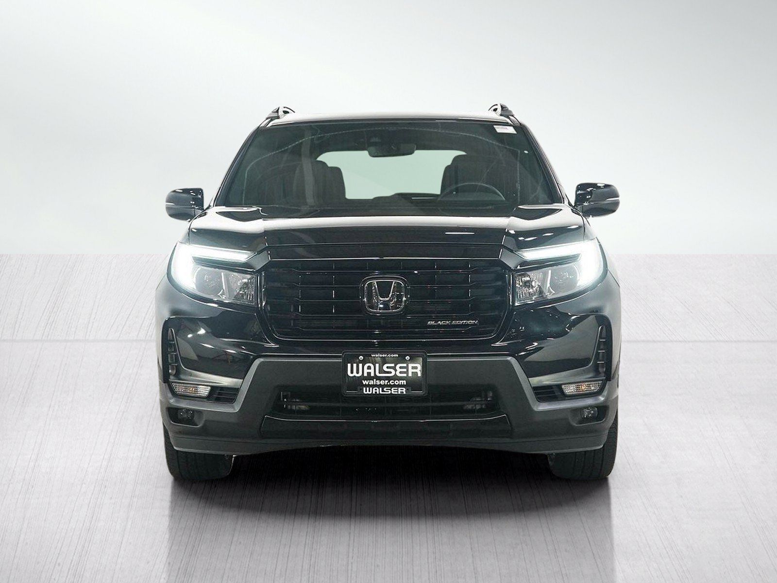 Used 2024 Honda Passport Black Edition image 8