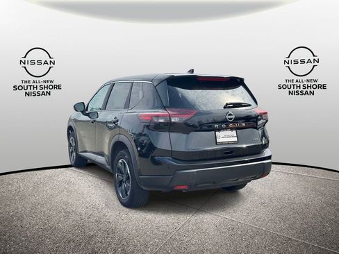 Used 2025 Nissan Rogue SV AWD/4WD image 7