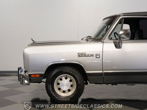 Used 1990 Dodge Ramcharger 2WD image 23
