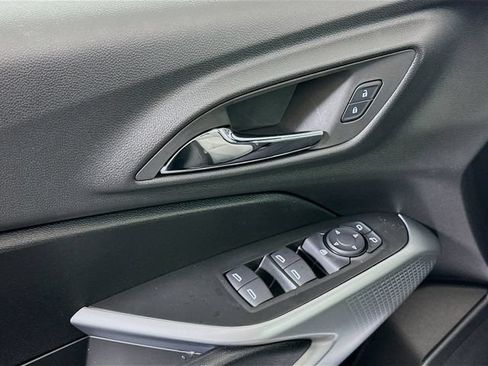 New 2026 Chevrolet Trax RS w/ Driver Confidence Package FWD image 15
