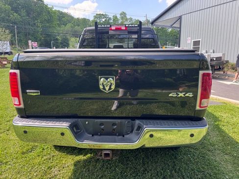Used 2015 RAM 2500 Laramie AWD/4WD image 3