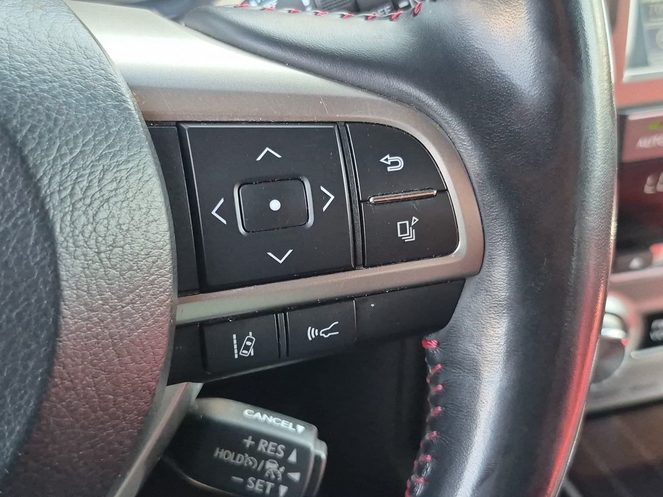 Used 2021 Lexus GX 460 Luxury w/ Sport Design Package AWD/4WD image 20