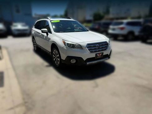 Used 2016 Subaru Outback 2.5i Limited AWD/4WD image 2