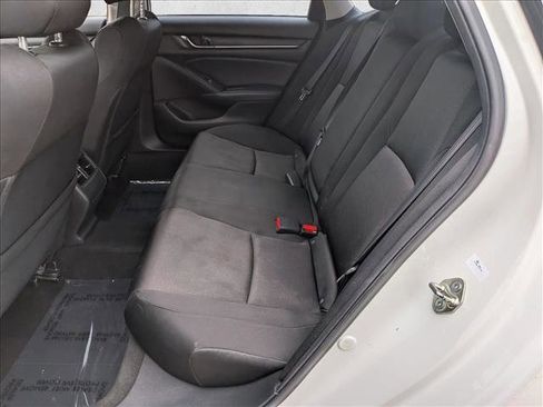 Used 2018 Honda Accord EX image 18