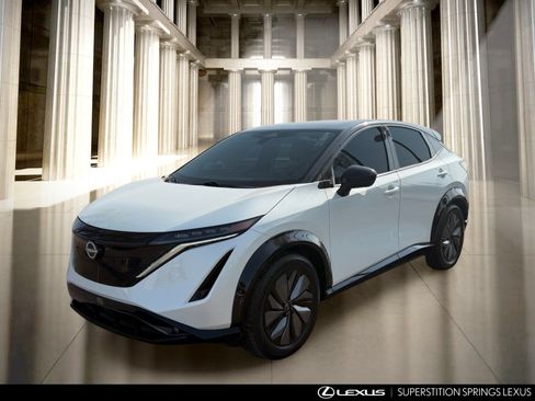 Used 2023 Nissan Ariya AWD image 4