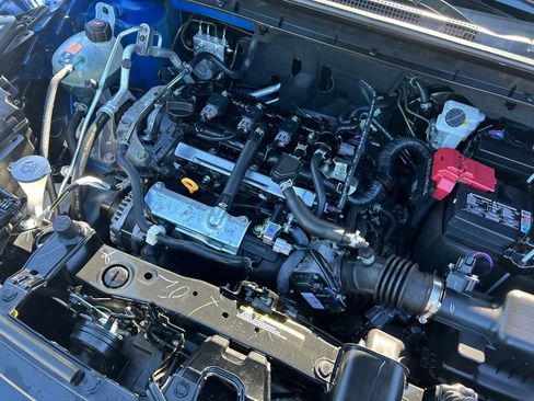 Used 2024 Nissan Kicks SR w/ SR Premium Package image 31