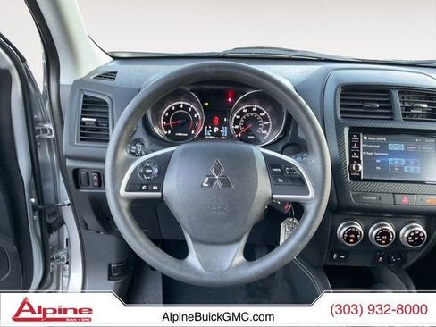 Used 2025 Mitsubishi Outlander Sport AWD image 13