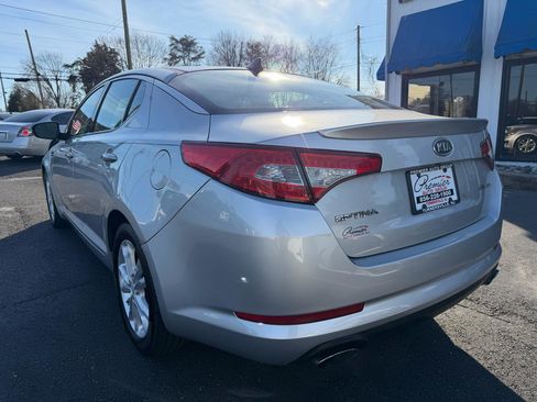 Used 2012 Kia Optima EX w/ Premium Pkg image 7