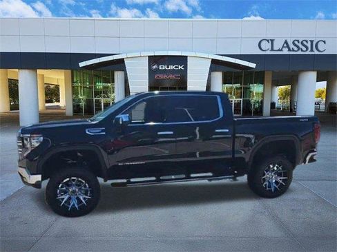 New 2026 GMC Sierra 1500 SLT image 6