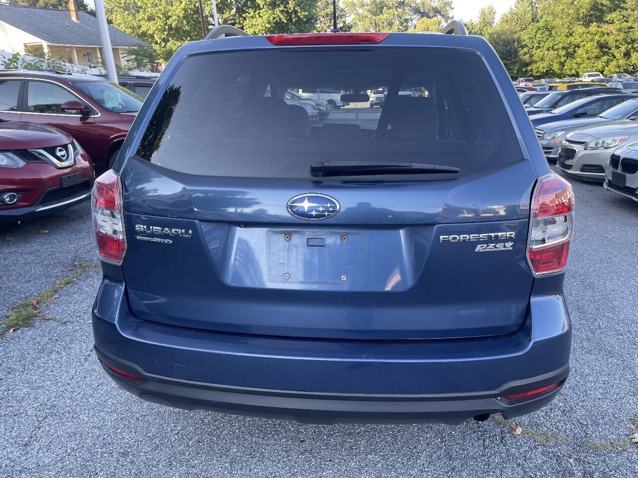 Used 2014 Subaru Forester 2.5i Premium w/ All-Weather Package AWD/4WD image 8