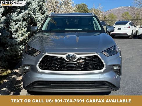Used 2024 Toyota Highlander XLE AWD/4WD image 3