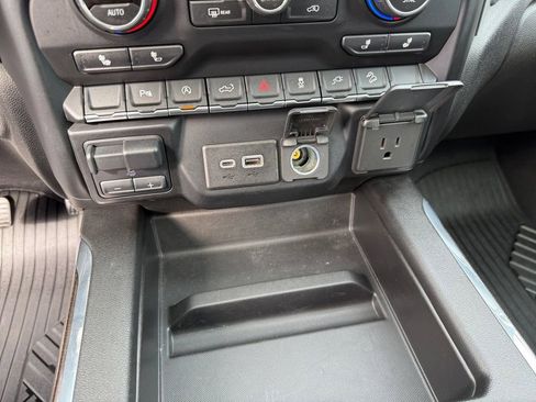 Used 2020 Chevrolet Silverado 1500 LT Trail Boss image 21