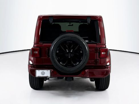 Used 2021 Jeep Wrangler Unlimited Sahara AWD/4WD image 6