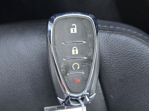 Used 2017 Chevrolet Volt Premier w/ Driver Confidence II Package image 27