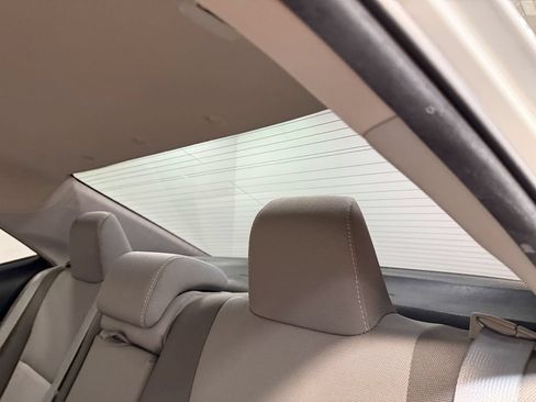 Used 2017 Toyota Corolla L FWD image 50