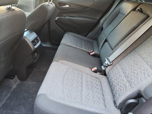 Used 2022 Chevrolet Equinox LT image 30