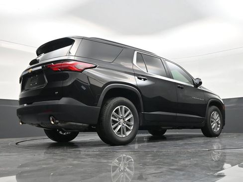 Used 2023 Chevrolet Traverse LT FWD image 21