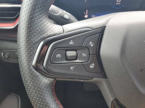 Used 2024 Chevrolet TrailBlazer RS w/ Driver Confidence Package FWD image 19