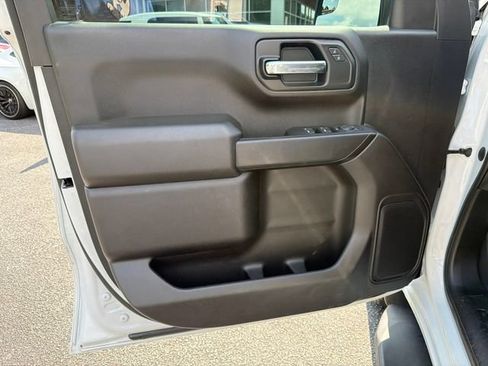 Used 2022 Chevrolet Silverado 1500 Custom AWD/4WD image 10