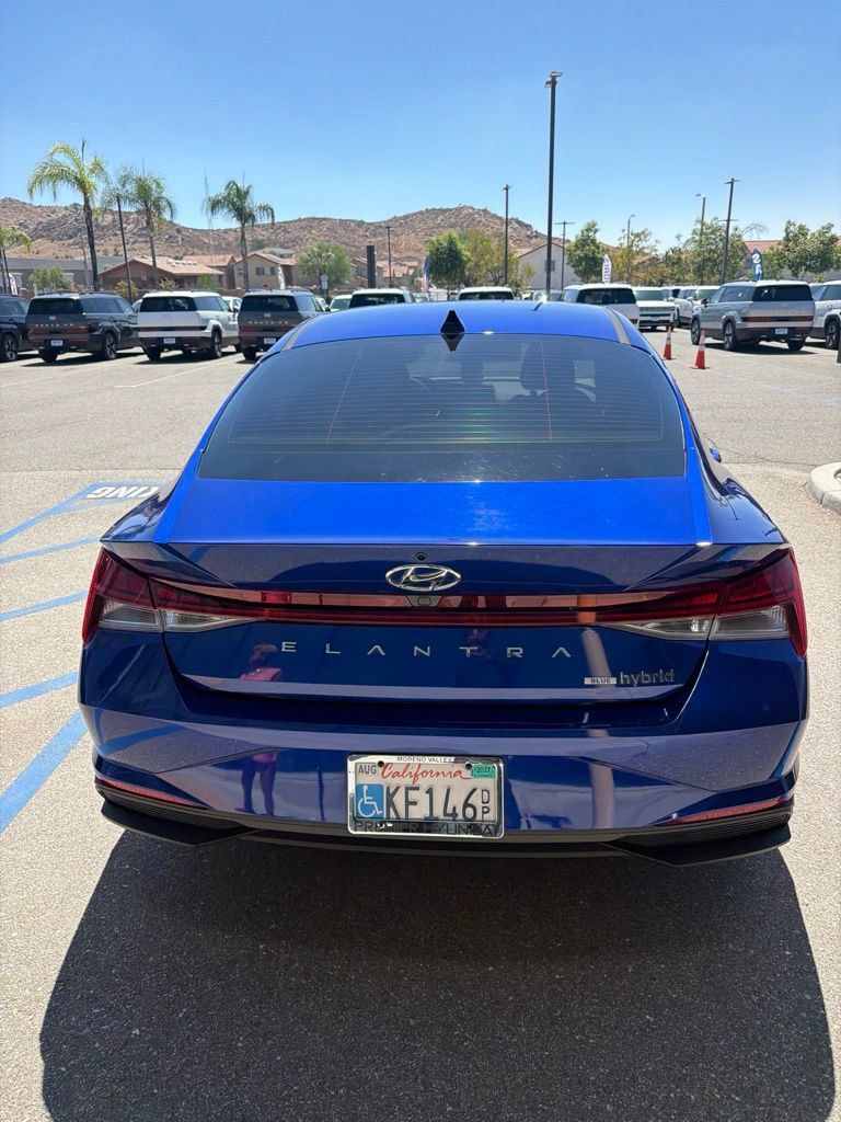 Certified 2023 Hyundai Elantra Blue FWD image 32