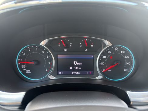 Used 2020 Chevrolet Traverse LT FWD image 18