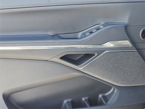 New 2025 Lincoln Navigator L Reserve w/ Jet Appearance Package image 21