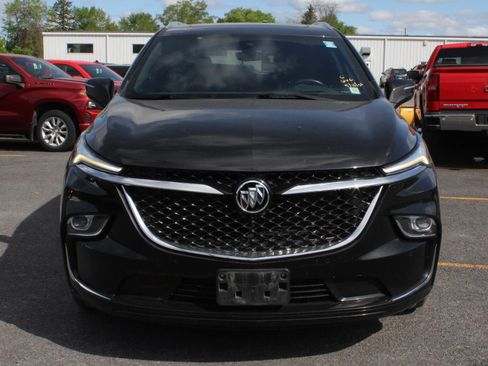 Used 2023 Buick Enclave Avenir AWD/4WD image 2