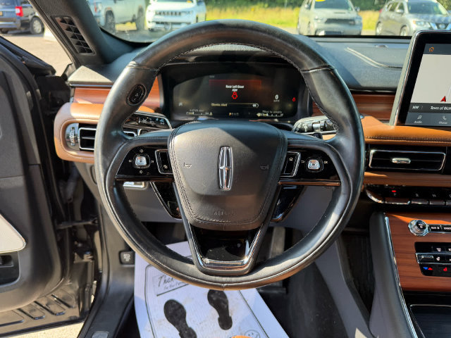 Used 2020 Lincoln Aviator Reserve w/ Equipment Group 202A AWD/4WD image 13