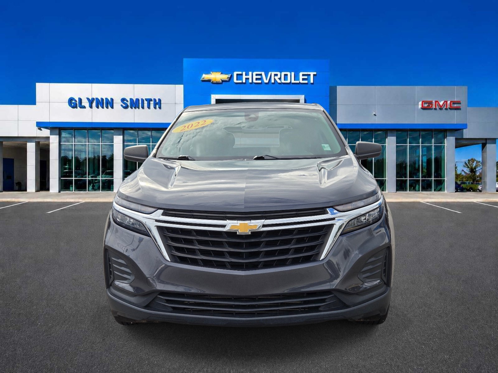 Used 2022 Chevrolet Equinox LS FWD image 2