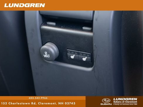 Used 2017 Volvo V60 T5 Premier w/ Convenience Package image 19