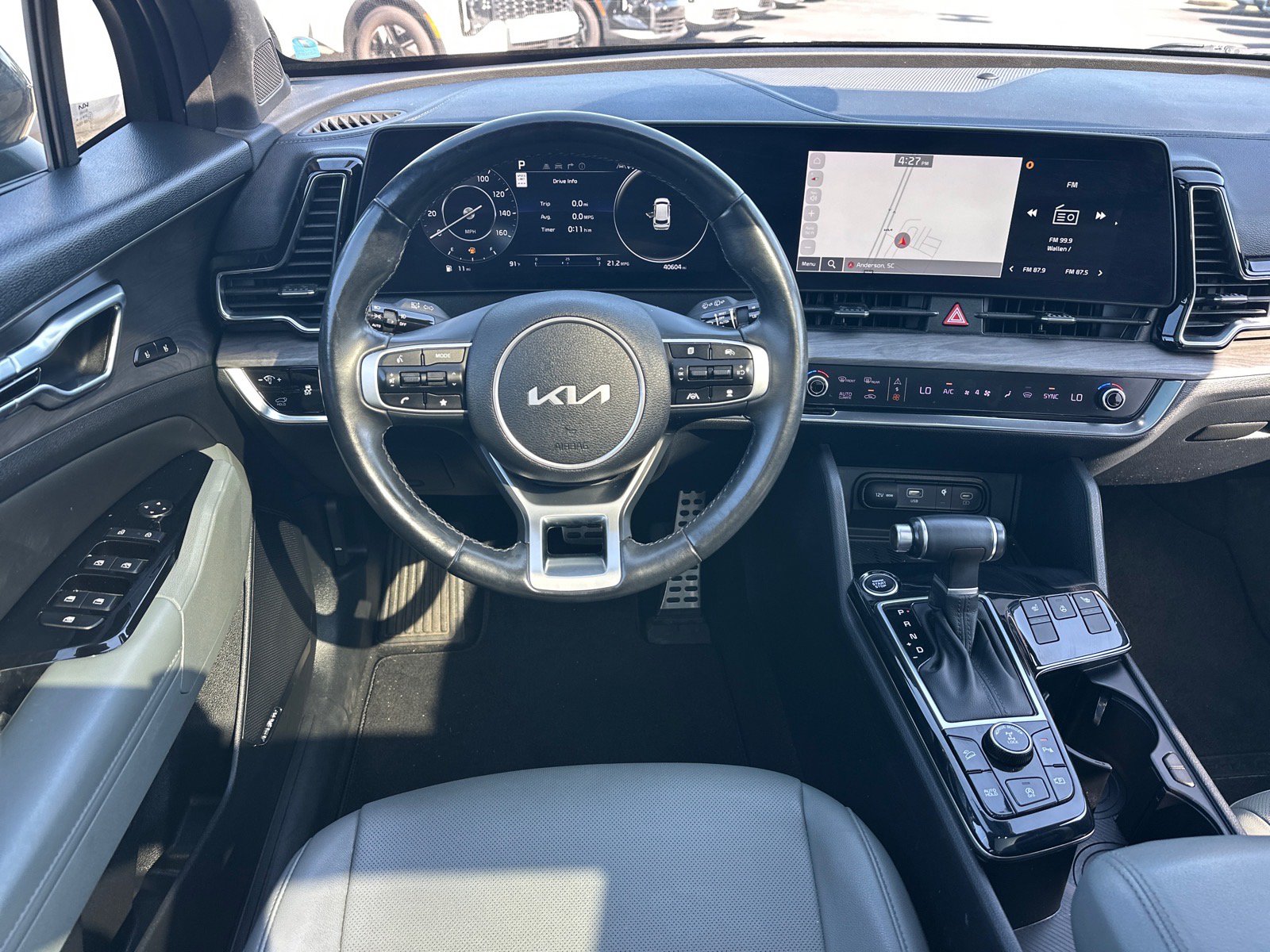 Certified 2023 Kia Sportage X-Pro AWD/4WD image 9