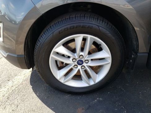 Used 2017 Ford Edge SEL w/ Equipment Group 201A image 29