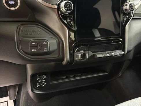 New 2026 RAM 2500 Big Horn AWD/4WD image 14