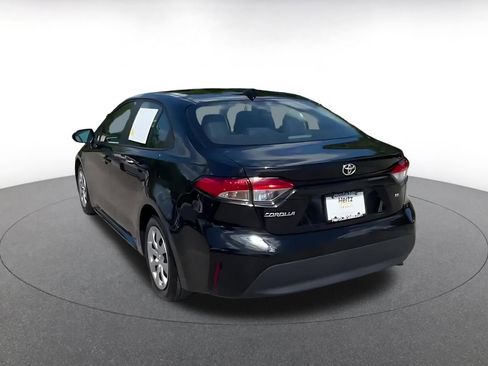 Used 2025 Toyota Corolla LE FWD image 15