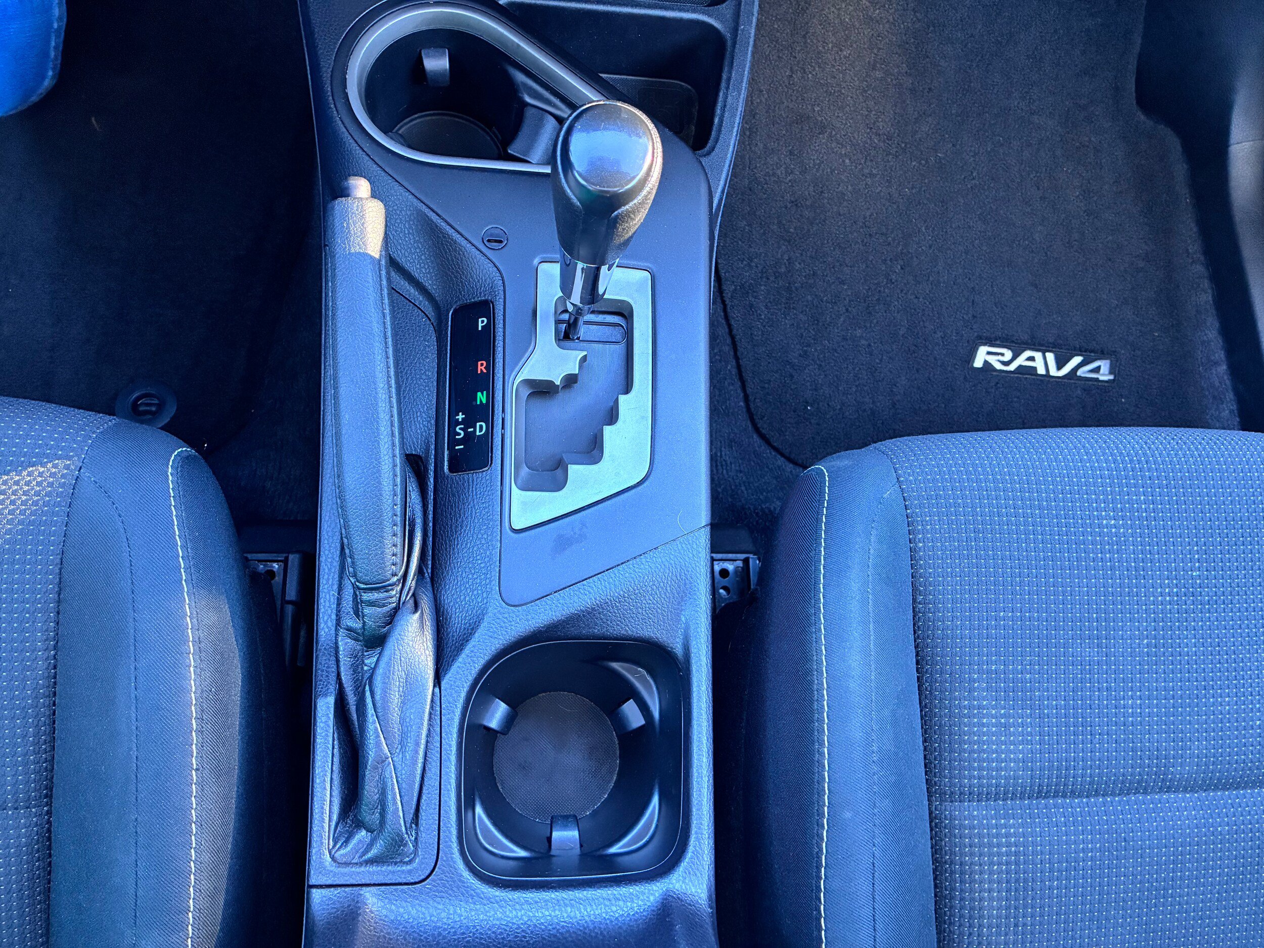 Used 2016 Toyota RAV4 XLE AWD/4WD image 20