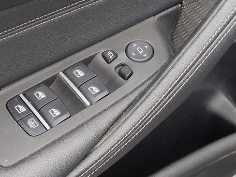 Certified 2023 BMW 530i w/ Executive Package image 15