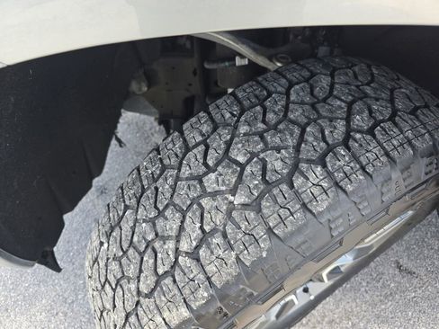 Used 2025 Chevrolet Silverado 1500 LT w/ Z71 Off-Road Package image 28