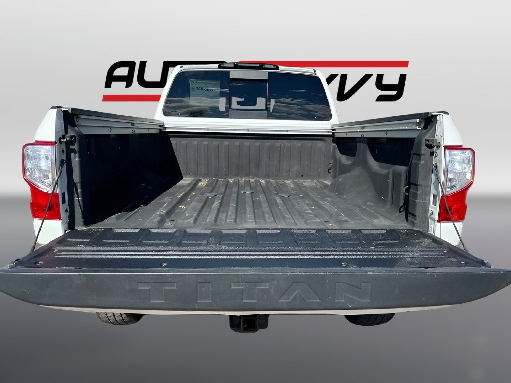 Used 2024 Nissan Titan SV w/ SV Convenience Package AWD/4WD image 24