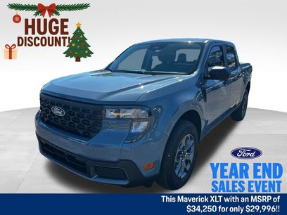 New 2025 Ford Maverick XLT w/ Equipment Group 302A