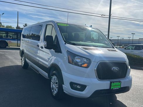 Used 2023 Ford Transit 350 XLT RWD image 6
