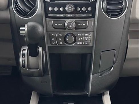 Used 2012 Honda Pilot LX image 17