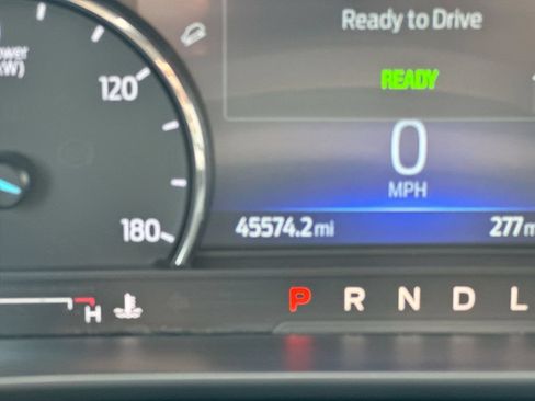 Used 2022 Ford Escape SE FWD image 13