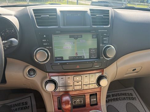 Used 2009 Toyota Highlander Limited FWD image 13