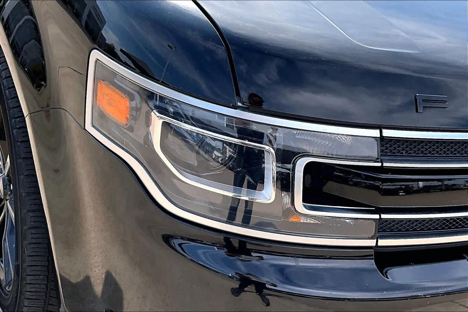 Used 2018 Ford Flex Limited w/ Limited Appearance Package AWD/4WD image 28