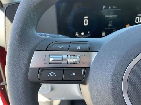 Certified 2024 Hyundai Kona SE image 22