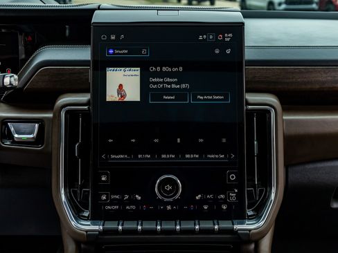 Used 2025 GMC Yukon XL Denali Ultimate image 24