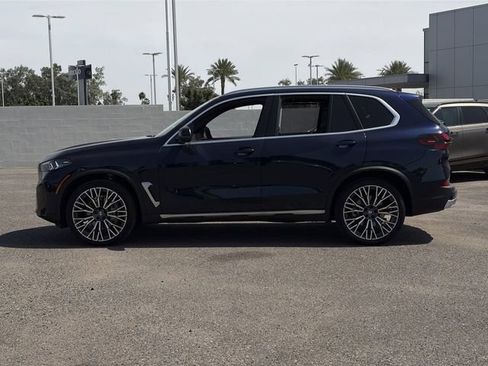 Used 2026 BMW X5 xDrive40i w/ Executive Package AWD/4WD image 8