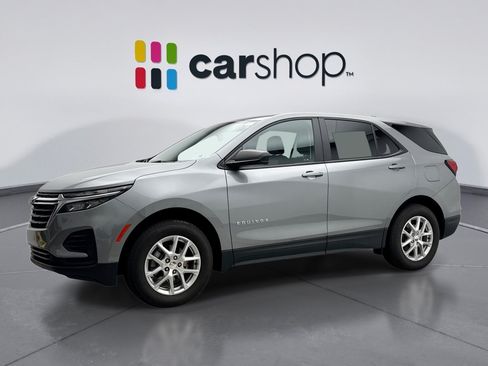 Used 2024 Chevrolet Equinox LS w/ LS Convenience Package AWD/4WD image 1