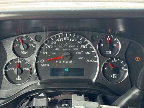 Used 2013 Chevrolet Express 2500 w/ Power Package RWD image 11